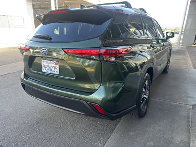 2023 Toyota HIGHLANDER HYBRD Hybrid XLE