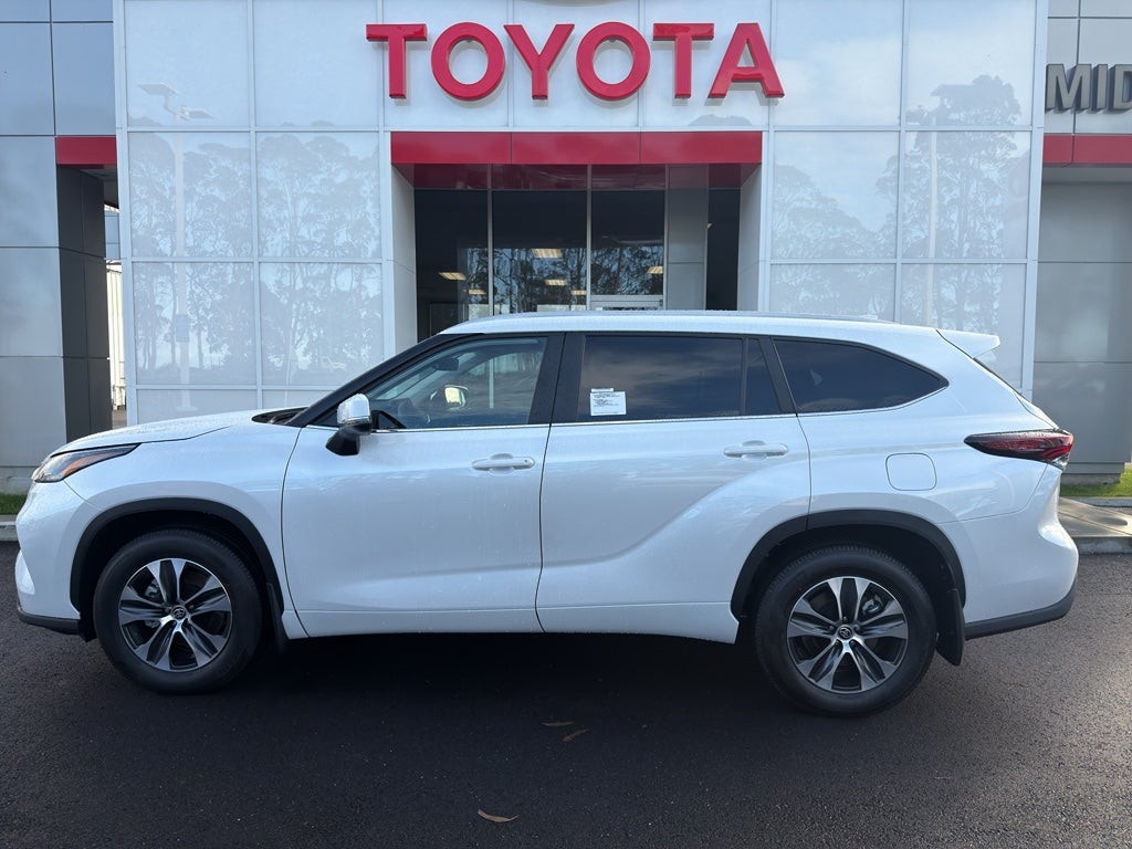 2026 Toyota Highlander XLE