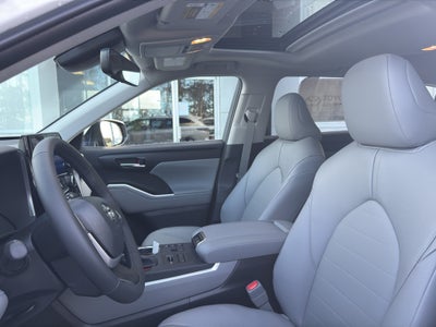 2026 Toyota Highlander XLE