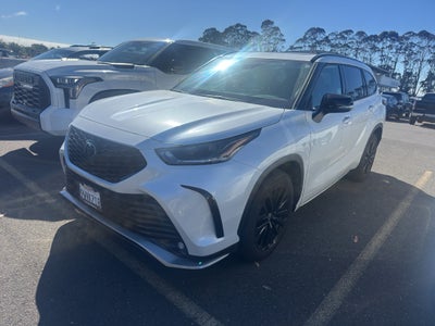 2025 Toyota Highlander XSE