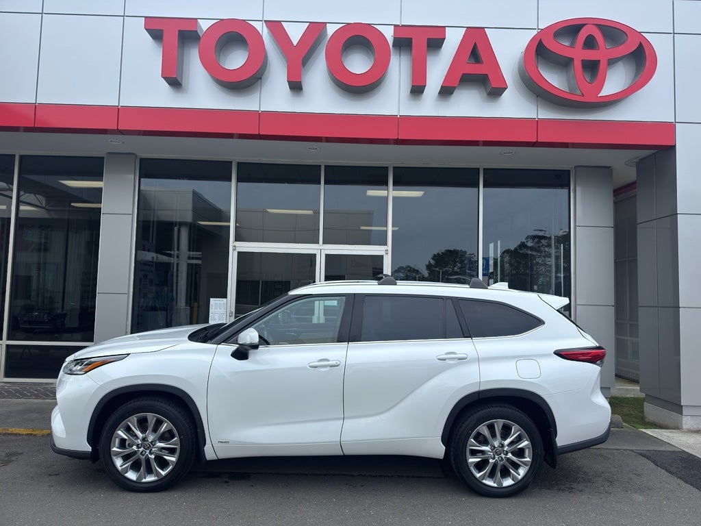 2022 Toyota HIGHLANDER HYBRD Hybrid Limited