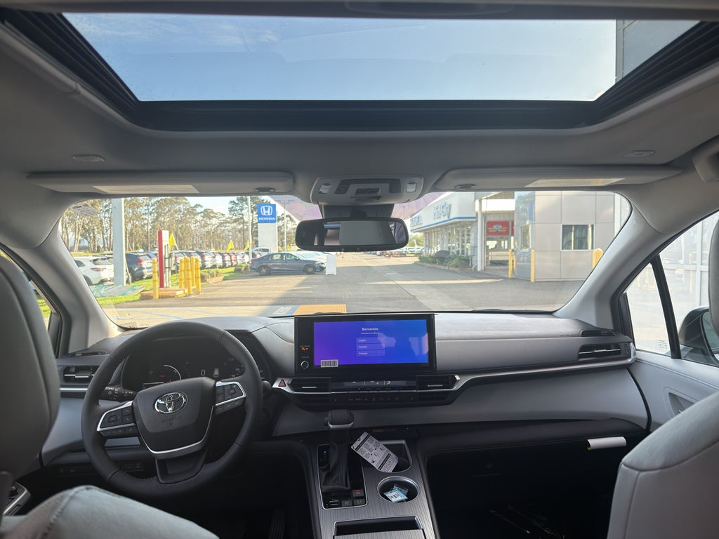 2026 Toyota Sienna XLE