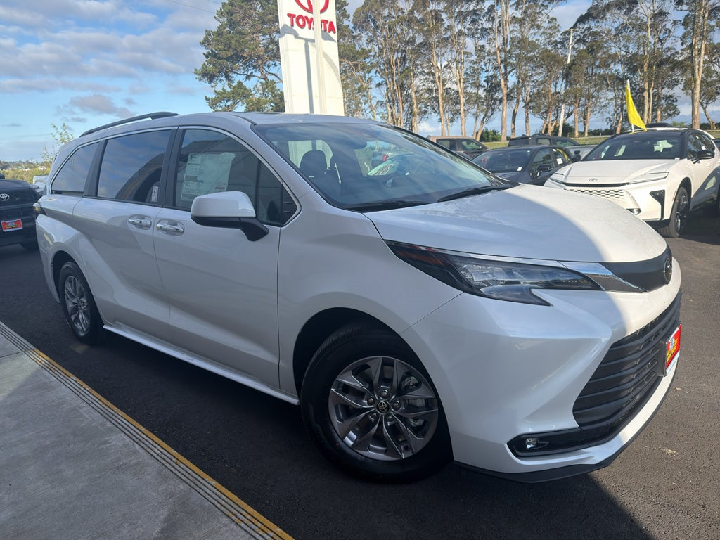 2026 Toyota Sienna XLE