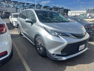 2022 Toyota Sienna XLE