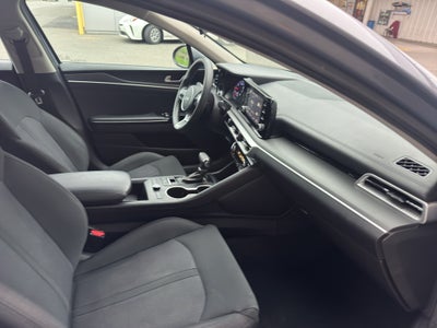 2022 Kia K5 LXS