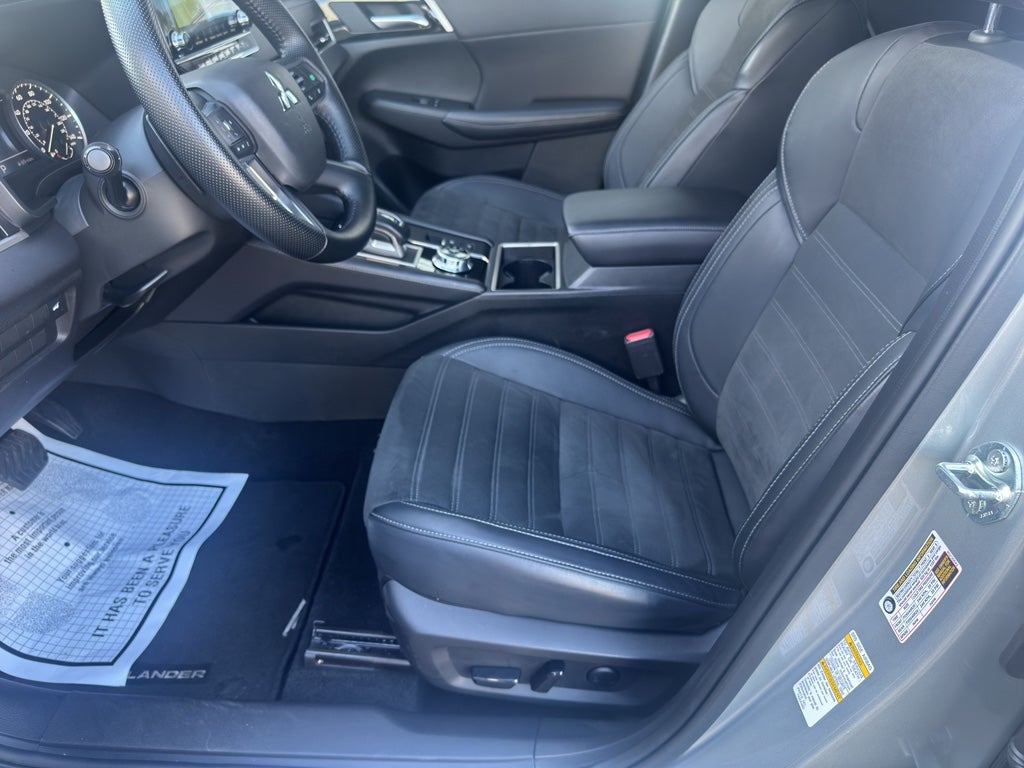 2024 Mitsubishi Outlander SE Black Edition