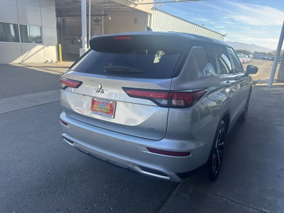 2024 Mitsubishi Outlander SE Black Edition