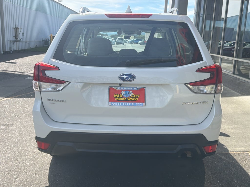 2021 Subaru Forester Base