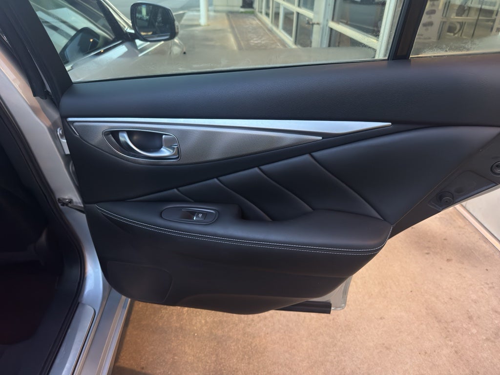 2015 INFINITI Q50 Premium