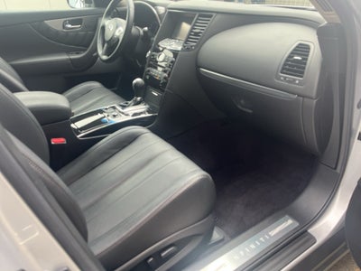 2017 INFINITI QX70 Base