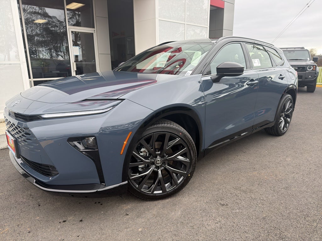 2026 Toyota Toyota Crown Signia Limited