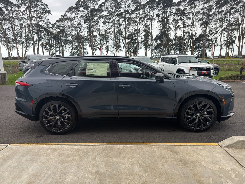 2026 Toyota Toyota Crown Signia Limited