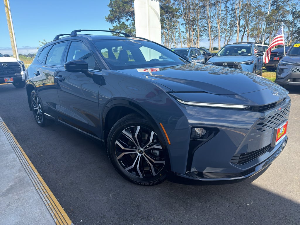 2026 Toyota Toyota Crown Signia XLE