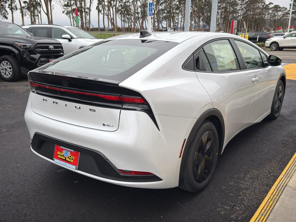 2026 Toyota Prius LE