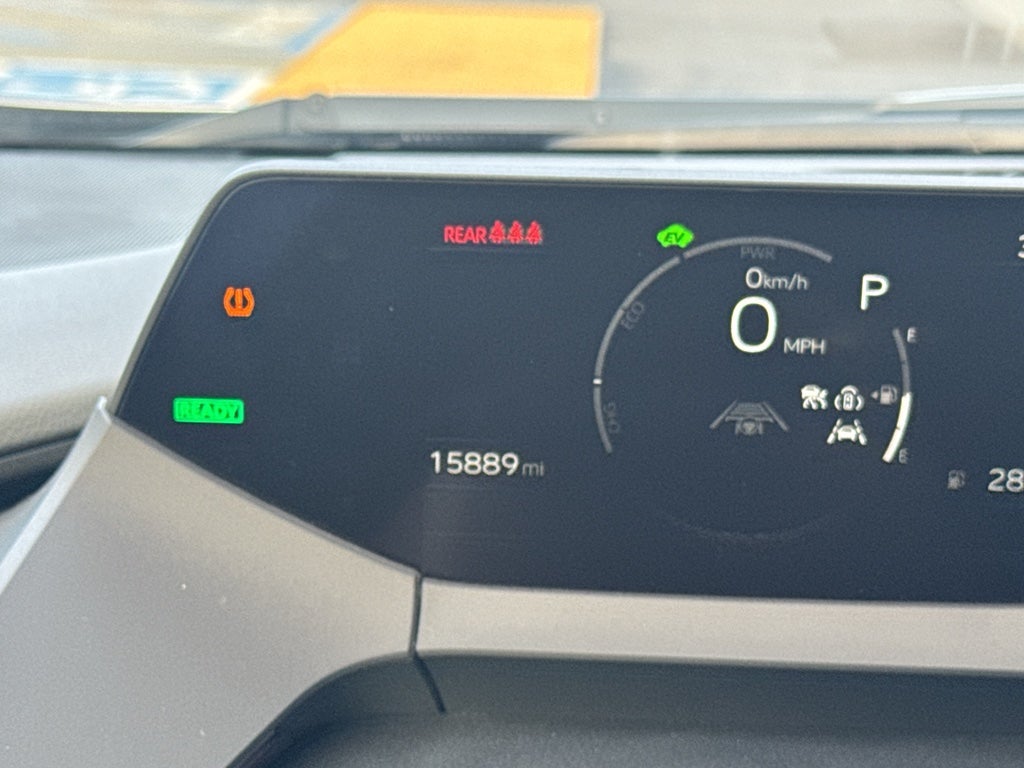2024 Toyota PRIUS LE