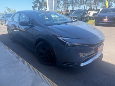 2026 Toyota Prius Plug-in Hybrid SE
