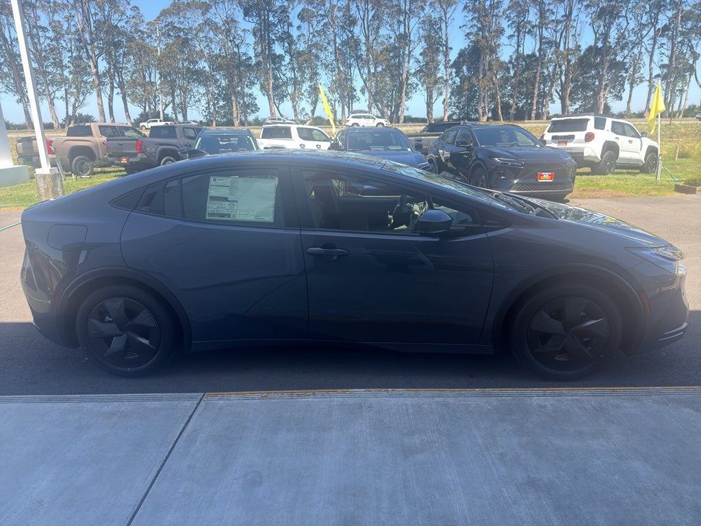 2026 Toyota Prius Plug-in Hybrid SE