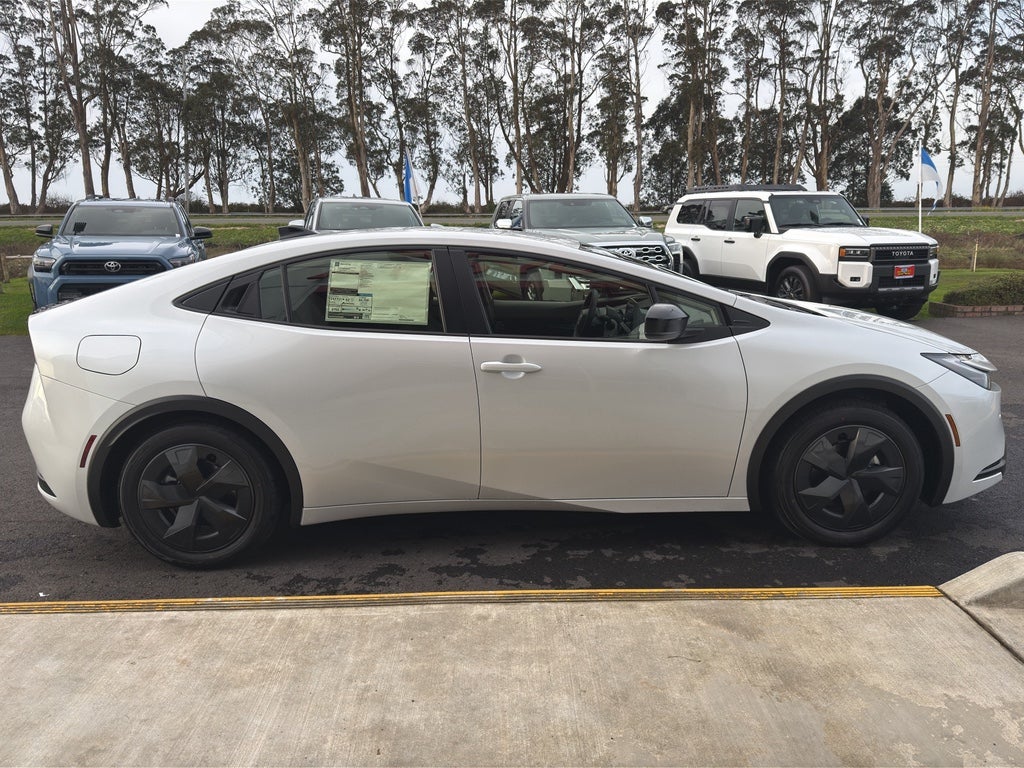 2026 Toyota Prius Plug-in Hybrid SE