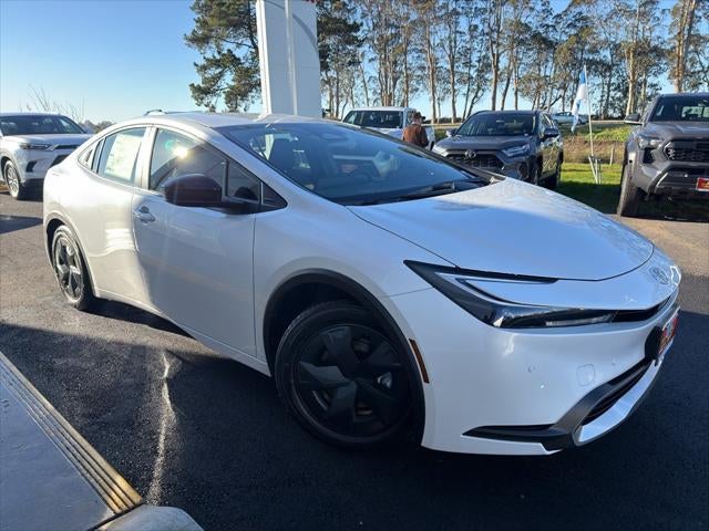 2020 Toyota PRIUS LE