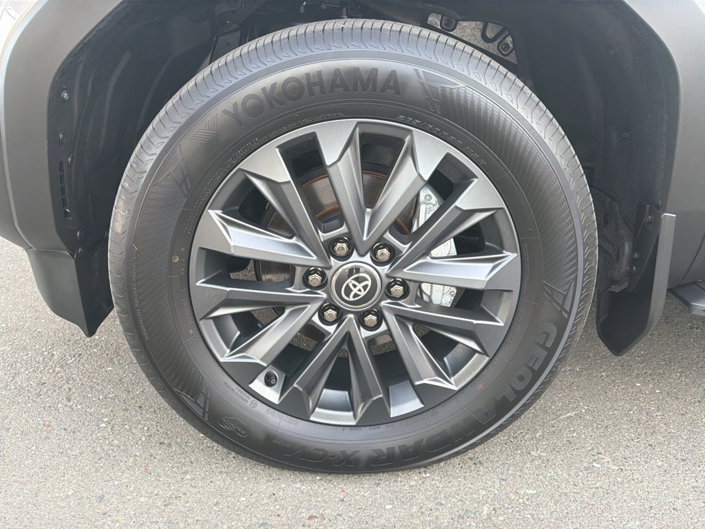 2025 Toyota Land Cruiser Base (A8)