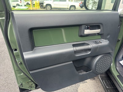 2014 Toyota FJ CRUISER Base
