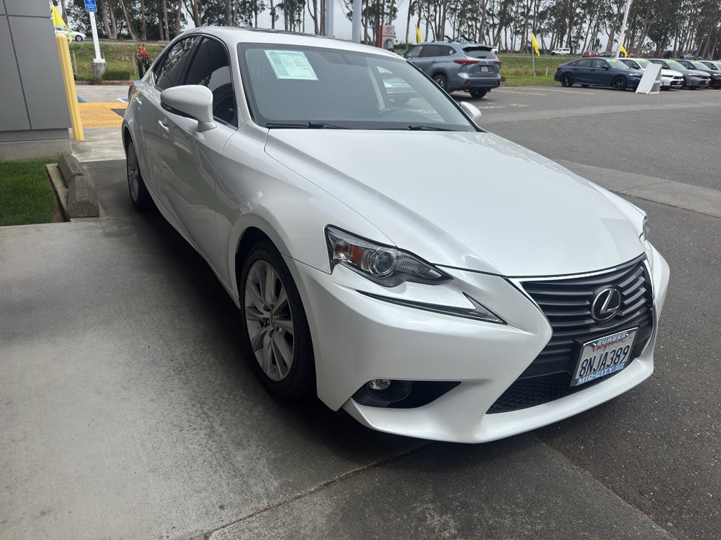 2016 Lexus IS 200t Base