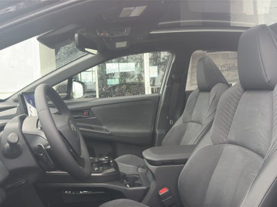 2026 Toyota C-HR XSE