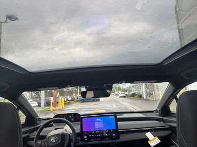 2026 Toyota C-HR XSE