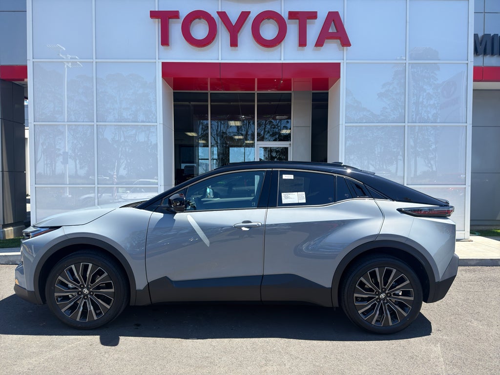 2026 Toyota C-HR XSE