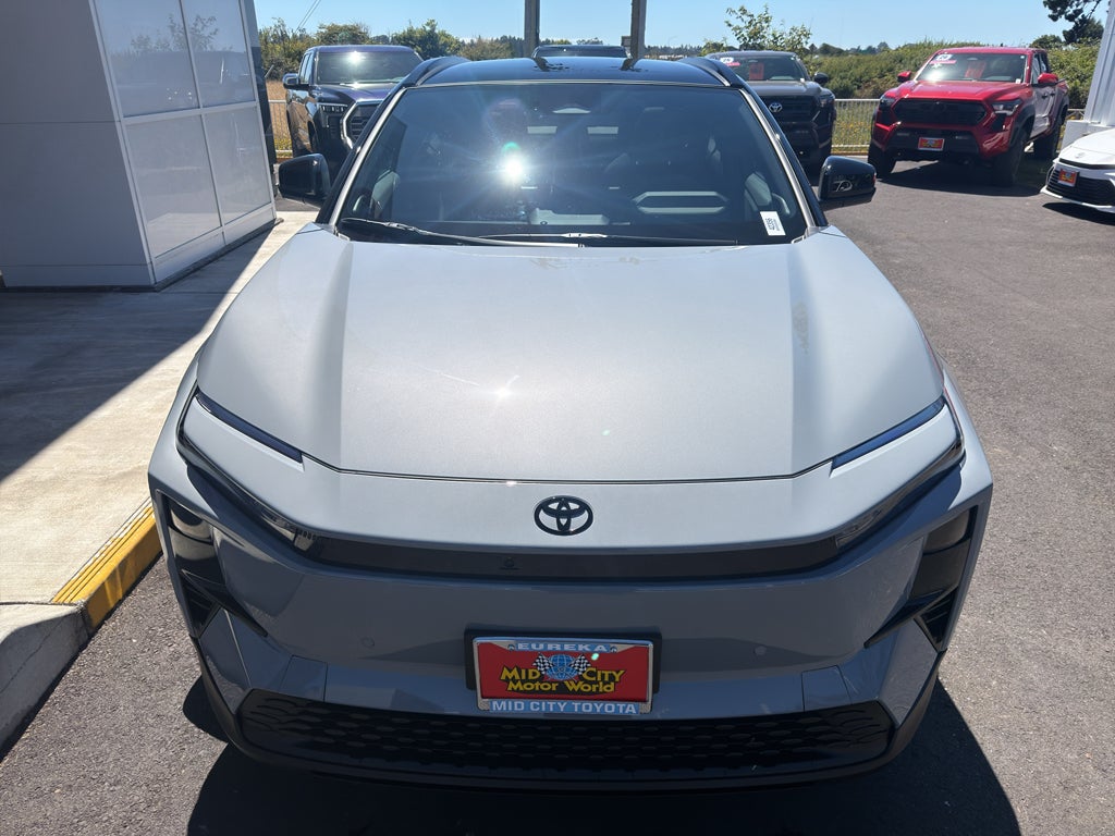 2026 Toyota C-HR XSE