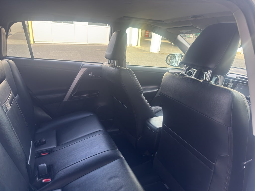 2016 Toyota RAV4 HYBRID Limited