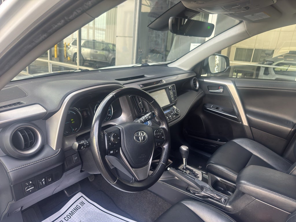 2016 Toyota RAV4 HYBRID Limited