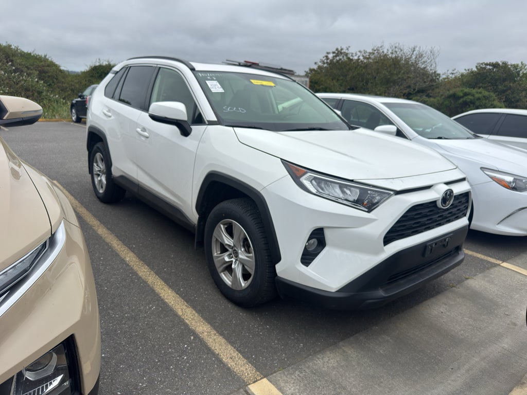 2020 Toyota RAV4 XLE