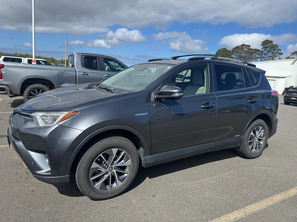 2017 Toyota RAV4 Hybrid XLE