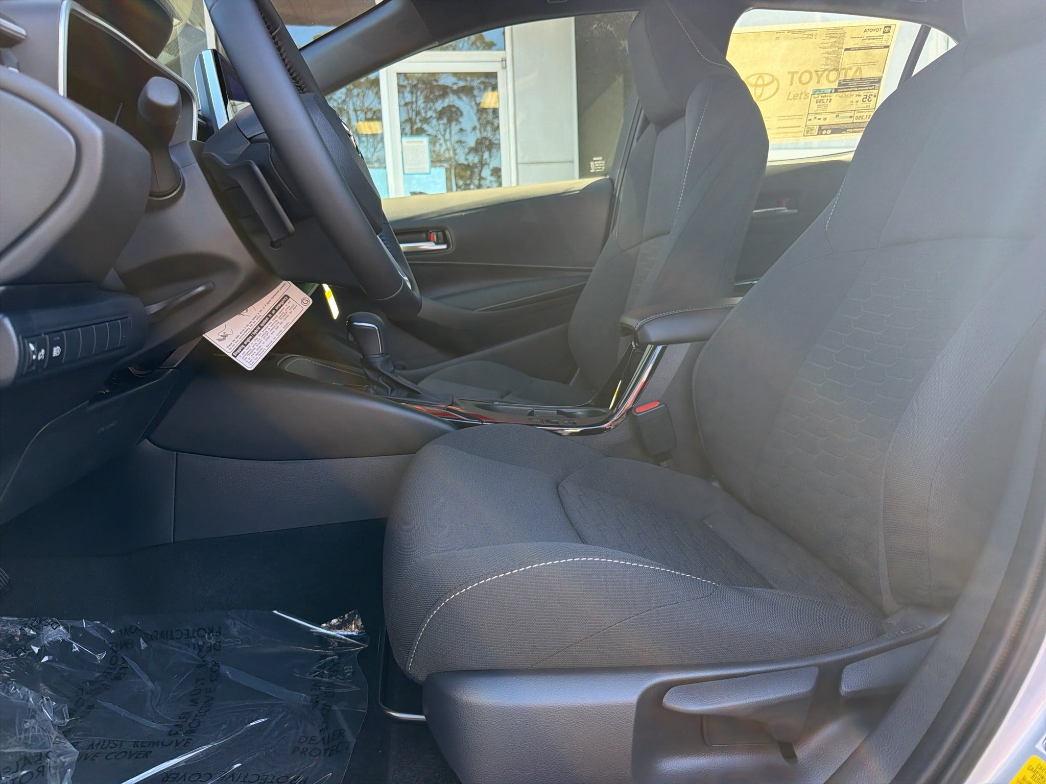 2027 Toyota Corolla Hatchback SE