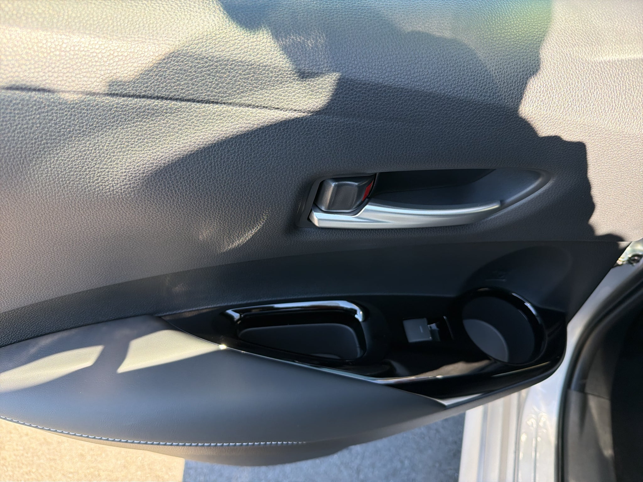 2027 Toyota Corolla Hatchback SE