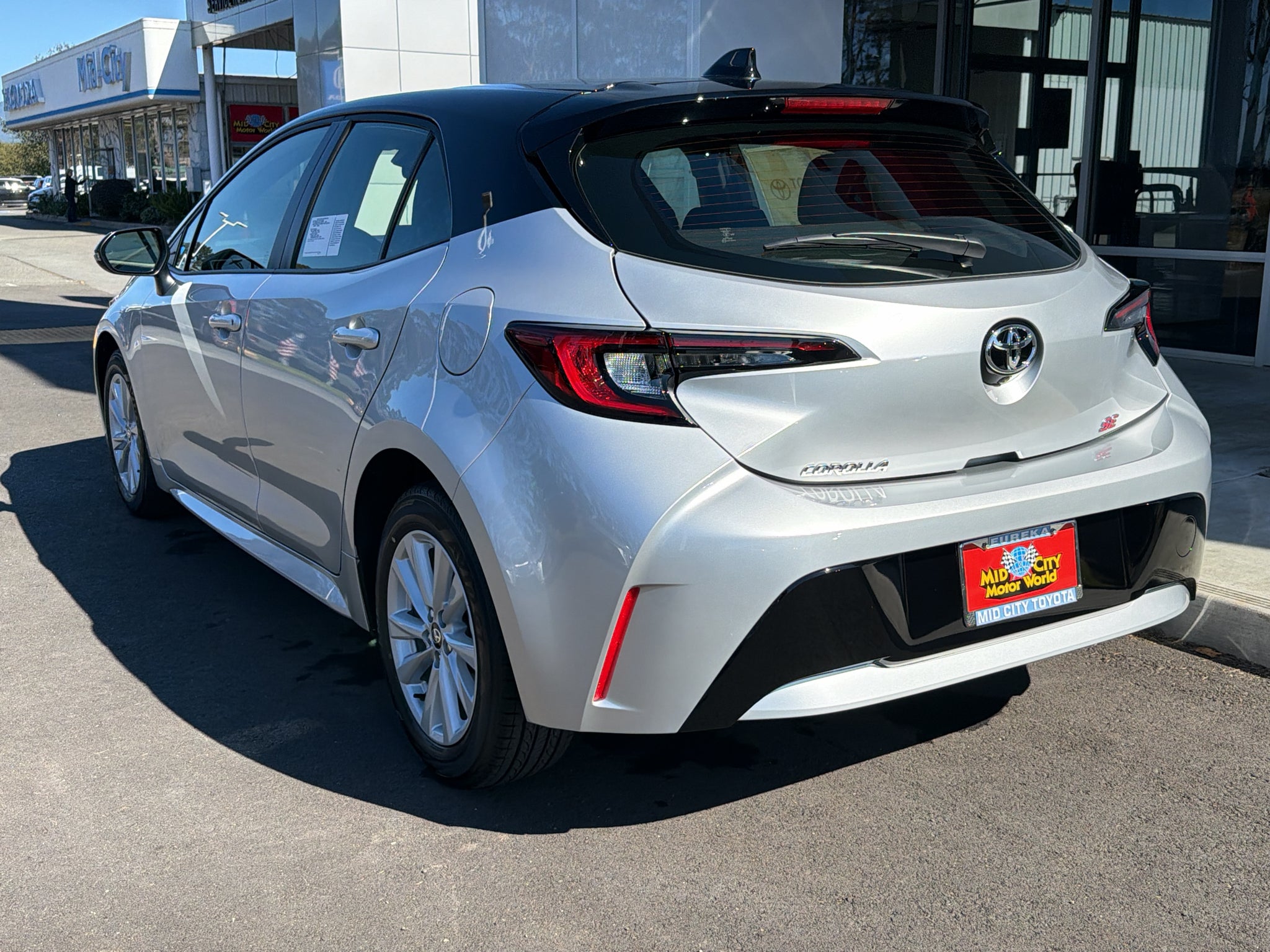 2027 Toyota Corolla Hatchback SE