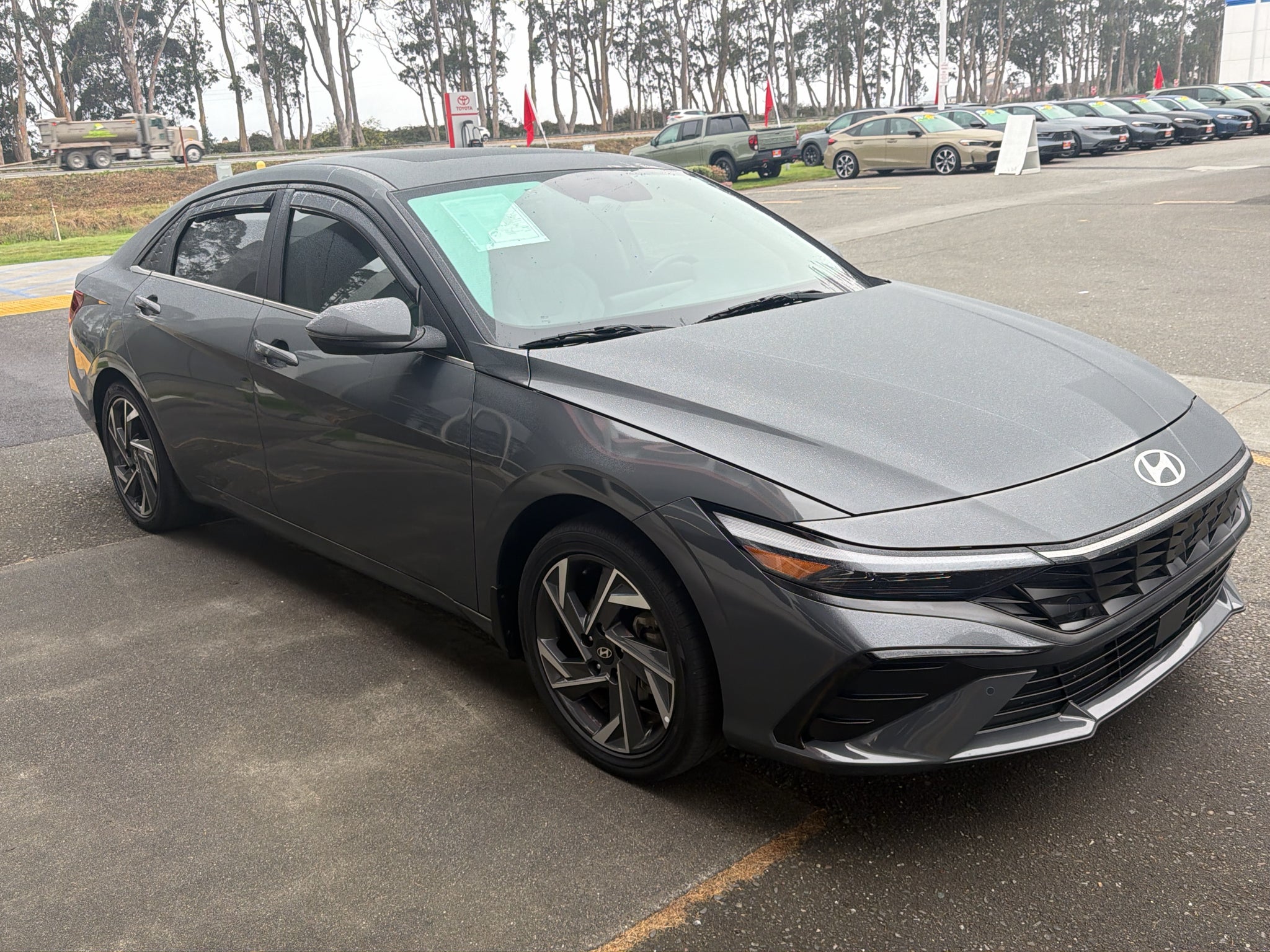 2024 Hyundai Elantra Limited