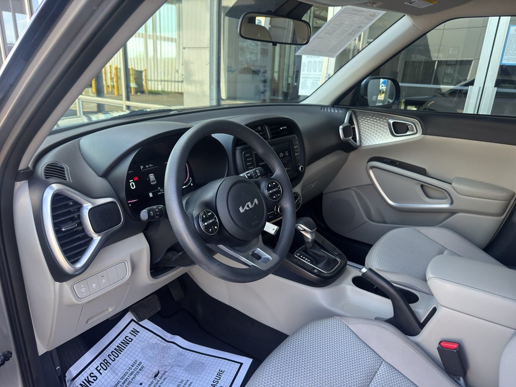 2023 Kia Soul LX