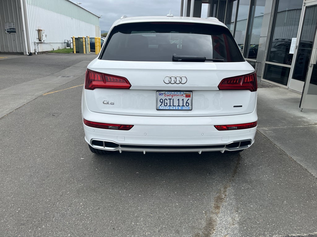 2020 Audi Q5 e Premium Plus
