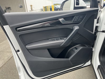 2020 Audi Q5 e Premium Plus
