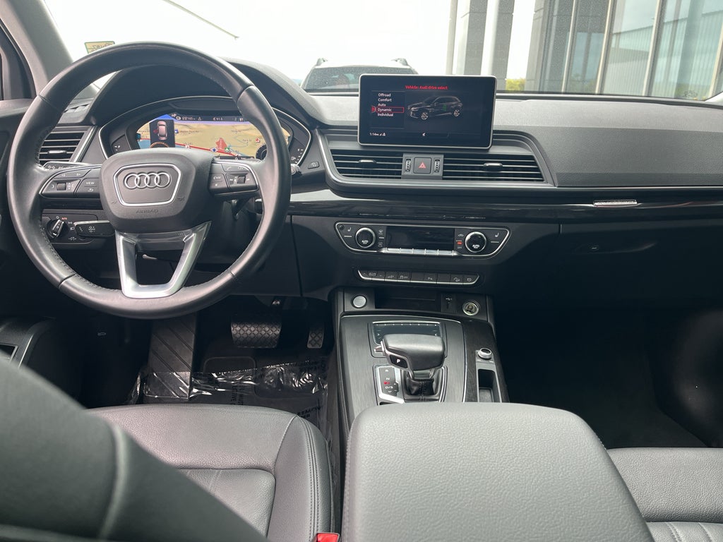 2020 Audi Q5 e Premium Plus